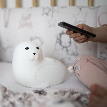 Seal Silicone Lamp with Remote - White