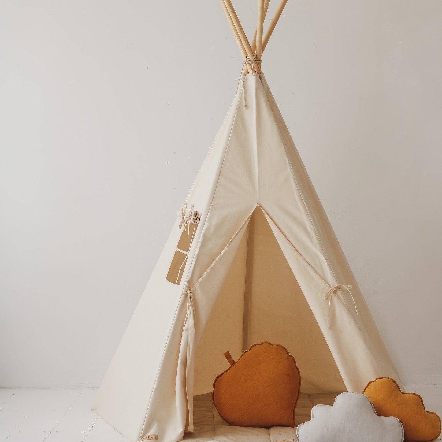 Teepee Tent - Beige